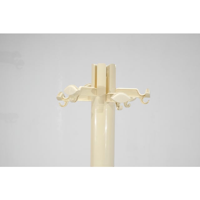 "Planta" coat rack with six folding hooks and two umbrella loops, beautiful patina, some discoloration. Designed by...
