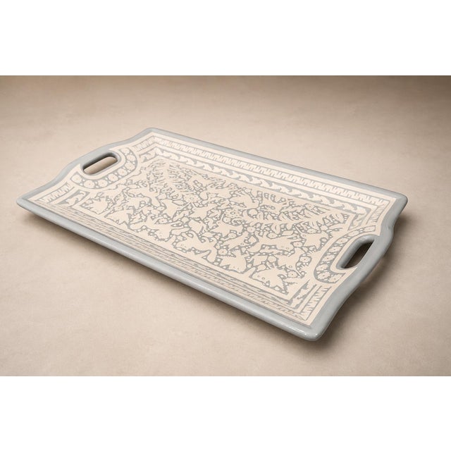 Large "Hummingbird" Decorative Tray, Lacquered Wood, Ensamble Artesano, 2024 For Sale In New York - Image 6 of 12