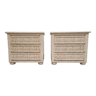 1980s Boho Chic Carved Whitewashed Oak Wood Leaf Motif Nightstands - a Pair For Sale