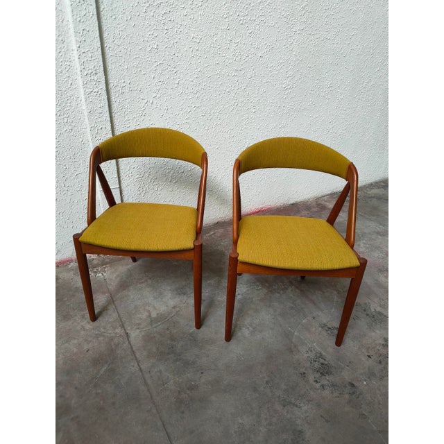 Light Yellow Scandinavian Chairs from Sillas Kristiansen, 1970s, Set of 2 For Sale - Image 8 of 8