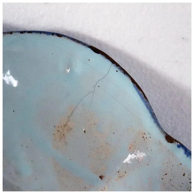 18th Century German Frankfurt Faience Blue and White Lobed Plates (Buckelplattes) - a Pair For Sale - Image 10 of 12