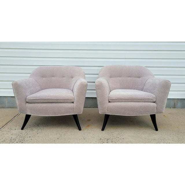 Elegant vintage mid century splayed leg lounge chairs in the style of Harvey Probber, Ernst Schwadron, Lawrence Peabody,...