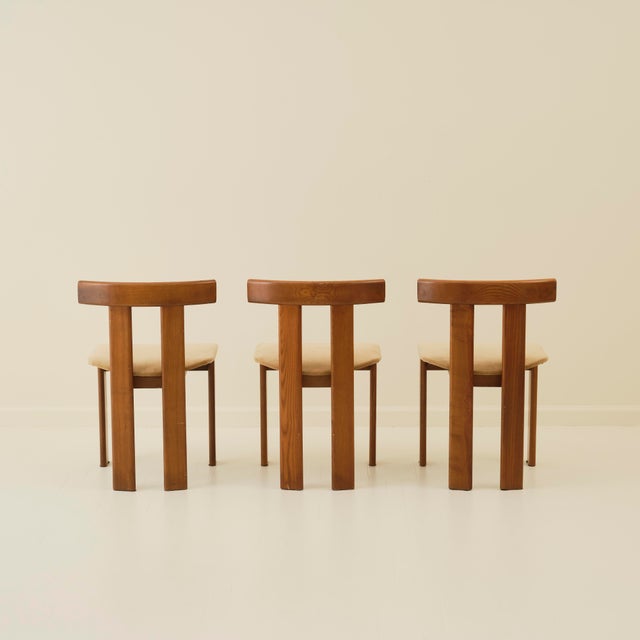 Luigi Vaghi Dining Chairs in Walnut, Set of 6, Italy 1960s For Sale In New York - Image 6 of 12