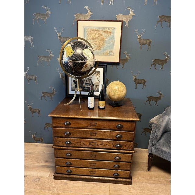 Wood Vintage Chest of Drawers in Oak, 1930s For Sale - Image 7 of 11