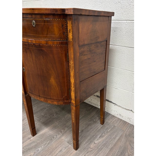 Early 20th Century Antique Federal Style Satinwood Inlaid Bowfront Sideboard Server Buffet Credenza For Sale - Image 5 of 18