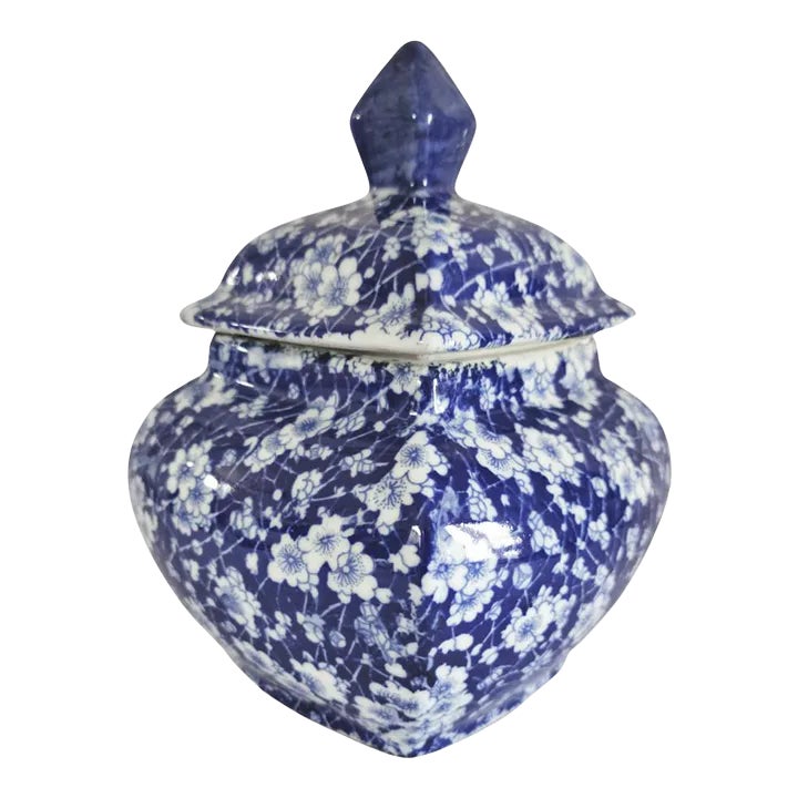 Late 20th Century Decorative Blue and White Chinoiserie Earthenware Jar