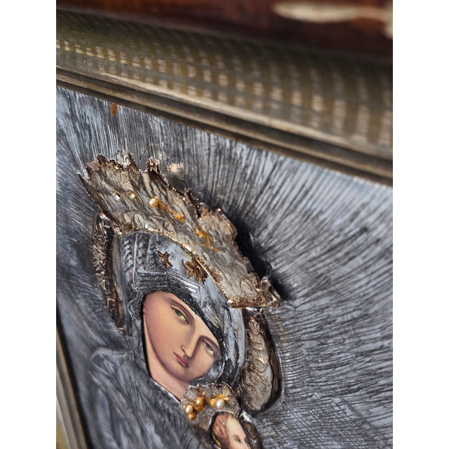 Late 19th Century Madonna and Child Religious Icon For Sale In Los Angeles - Image 6 of 8