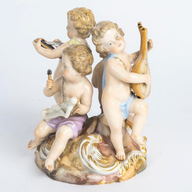 Small Meissen Porcelain Group, Allegory of the Arts, 19th Century, Napoleon Iii. For Sale - Image 4 of 7