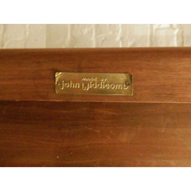 Mid-Century Modern Coffee Table with Marble Inserts by John Widdicomb For Sale In New York - Image 6 of 7