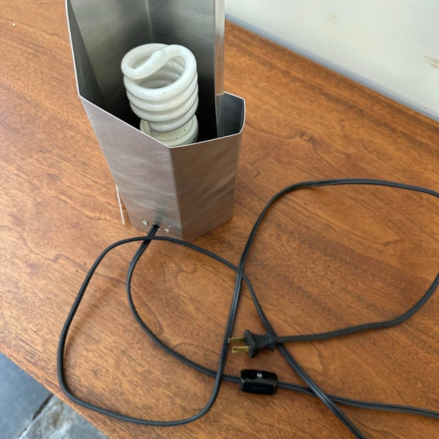 Mid 20th Century 1970s Constructivist Table Lamp in Folded Aluminum by Godley-Schwan For Sale - Image 5 of 12