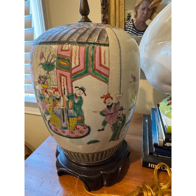 Chinoiserie Vintage Chinoiserie Lamp With Colorful Asian Figures For Sale - Image 3 of 8