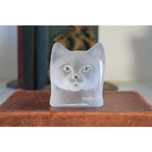 Vintage crystal glass cat paperweight bust. Made in Sweden by Nybro. Minor age wear.