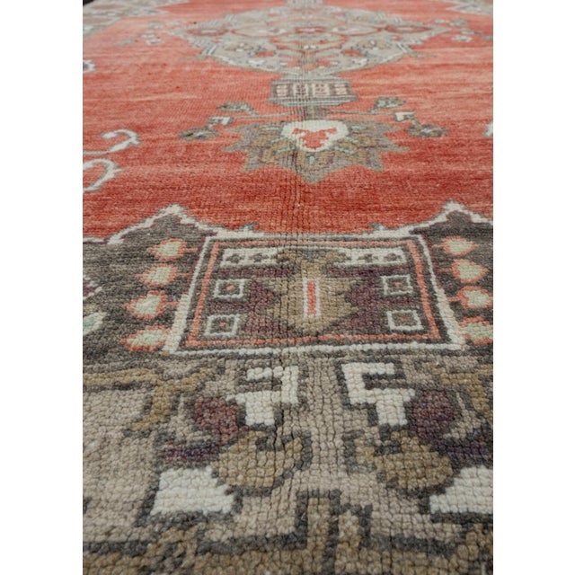 Early 21st Century Turkish Vintage Rug 5' x 7'6" #17507 For Sale - Image 5 of 8
