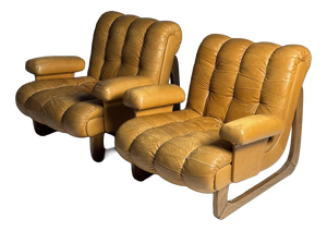 Vintage Italian Armchairs in Leather, 1970, Set of 2