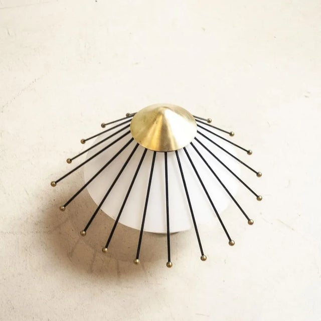 The measures shown refer to the larger one. The smallest size D 29 h 17 cm. I have official proof of authenticity such as...