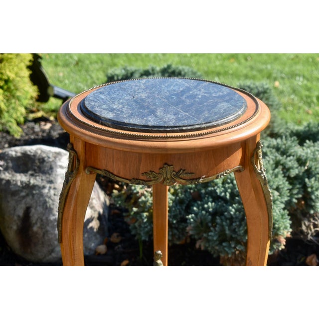 Green Marble Top Round Side Table Vintage French Style Green Ormolu Fruitwood Stand For Sale - Image 8 of 14