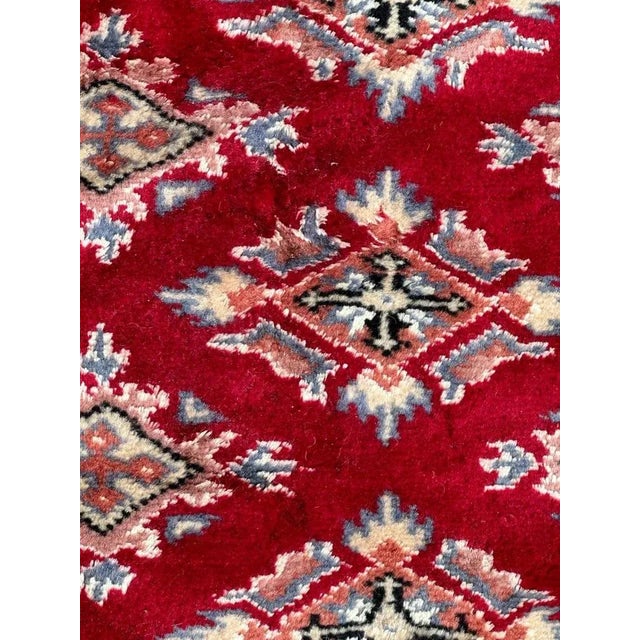 Maroon Small Vintage Pakistani Rug from Bobyrugs, 1980s For Sale - Image 8 of 11