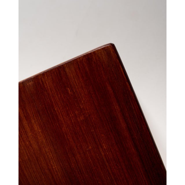 Scandinavian Extendable Oak Dining Table, 1960s For Sale - Image 10 of 11
