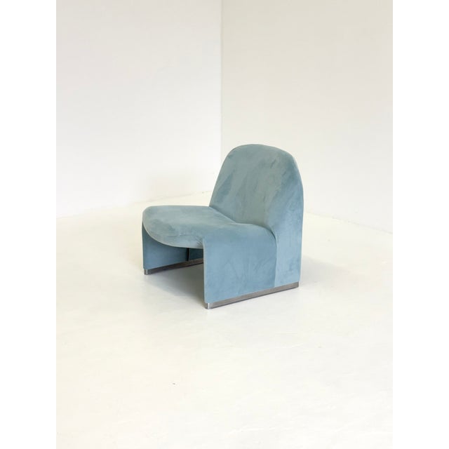 Vintage Alky Chair in Baby Blue Velvet by Anonima Castelli for Artifort, 1970s, in Very Good conditions. Designed 1970 to...