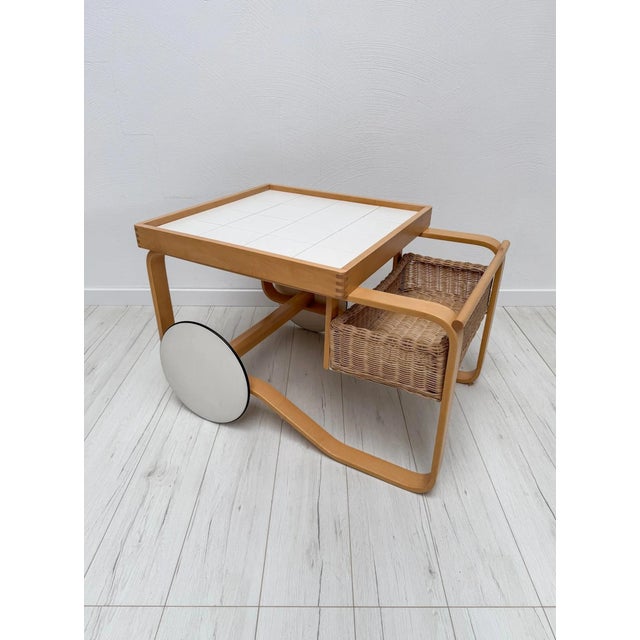 Wood Vintage Model 900 Tea Trolley by Alvar Aalto for Artek For Sale - Image 7 of 10