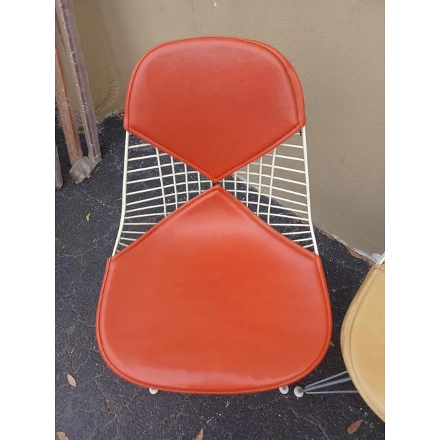 Mid-Century Modern Vintage Mid Century Set of 4 Herman Miller Bikini Chairs For Sale - Image 3 of 7