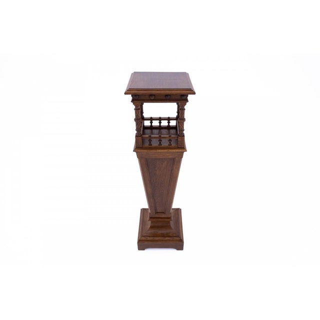 Antique French Pedestal in Oak, 1890s For Sale - Image 3 of 10