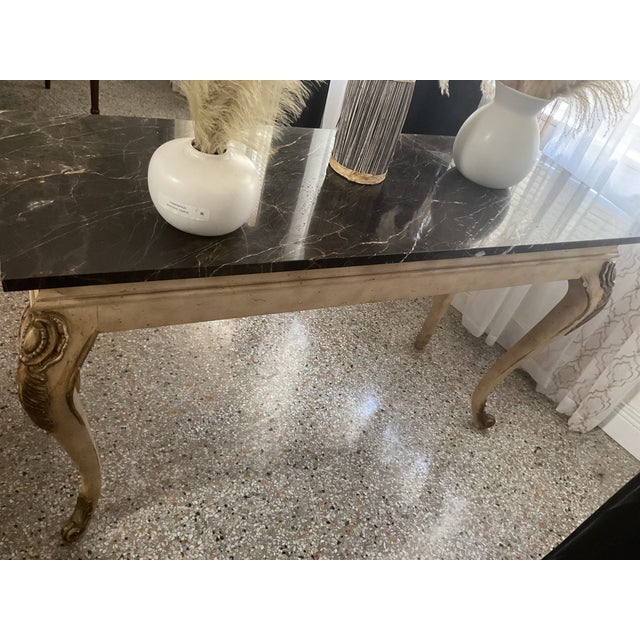 1920s French Provincial Louis XV Marble Top Console Table / Writing Desk For Sale - Image 9 of 10