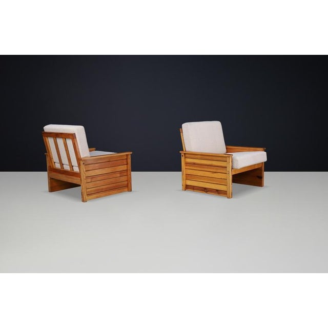 French Lounge Chairs in Pine with New Cream Bouclé Upholstery, 1960s, Set of 2 For Sale - Image 6 of 10