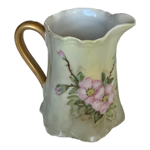 Early 20th Century Hutschenreuther Selb Bavaria Porcelain Creamer