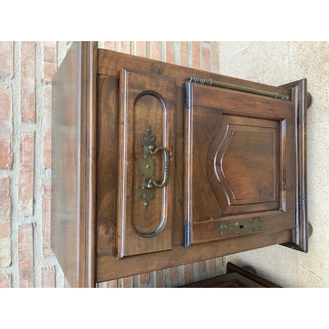 Early 20th Century Spanish Nightstands with Drawer & Bronze Details, 1920, Set of 2 For Sale - Image 17 of 18