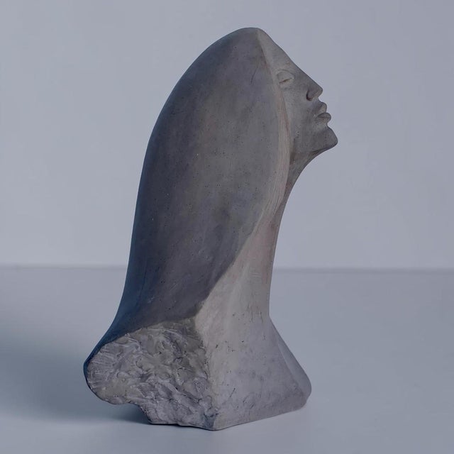 Abstract 1980s Deco Sandstone Ceramic Abstract Woman Sculpture For Sale - Image 3 of 9