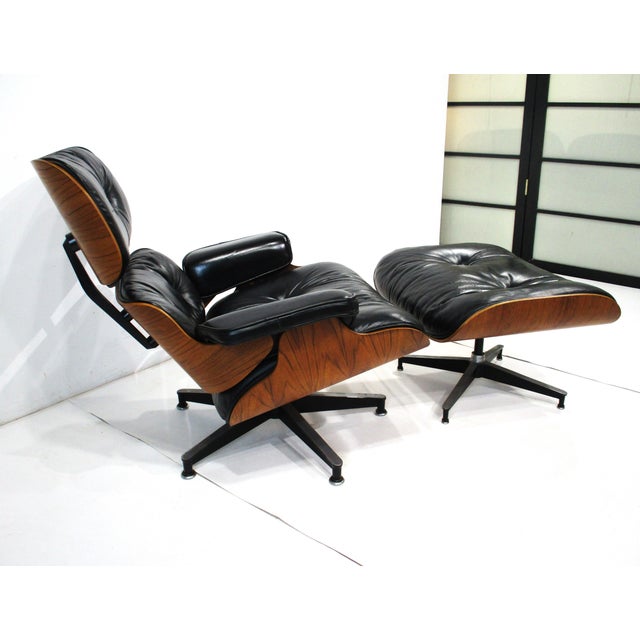 Herman Miller Eames Rosewood Leather 670 Lounge Chair W/ Ottoman Herman Miller For Sale - Image 4 of 12