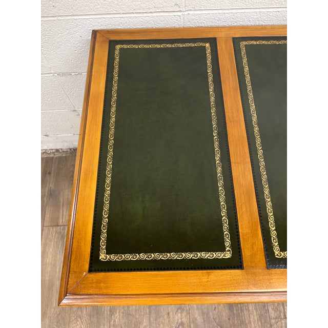 Wood Vintage Sligh Lowry Furniture Green Leather Top Executive Desk For Sale - Image 7 of 18