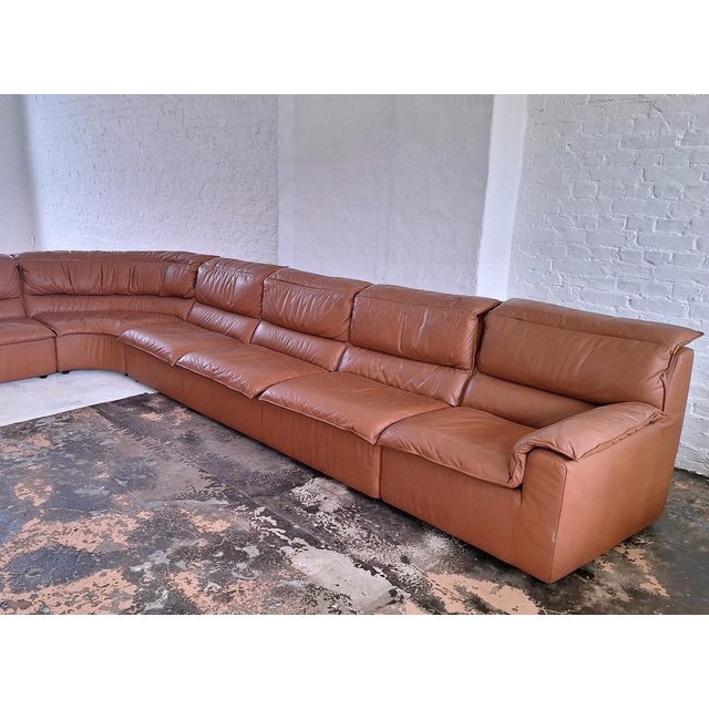 Late 20th Century Large Italian Five-Piece Modular Corner Sofa Set in Cognac Leather, 1970s For Sale - Image 5 of 15