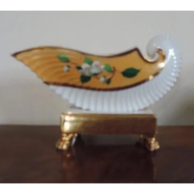 Ceramic 19th Century French Empire Old Paris Porcelain Shell Form Vase or Sauce Tureen For Sale - Image 7 of 11