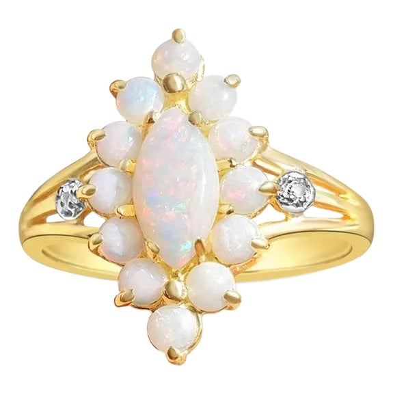 Stunning Cluster Opal Ring 10k Yellow Gold, Size 6.75 For Sale