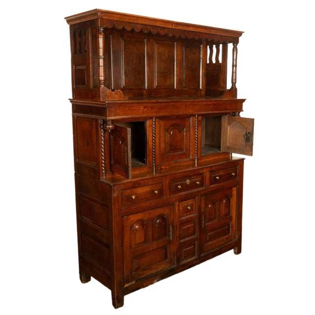 Antique Early 18th Century Carved Oak Welsh CWPWRDD Tridarn Cupboard Cabinet 1730 For Sale - Image 4 of 16