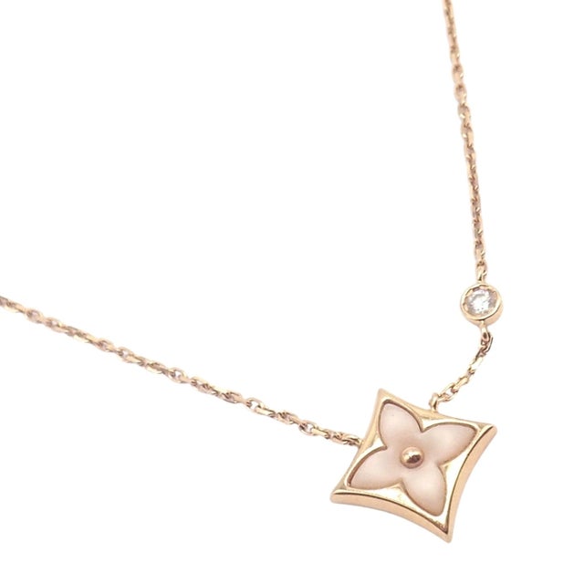 Contemporary Louis Vuitton Rose Gold Diamond Mother of Pearl Blossom Necklace For Sale - Image 3 of 10