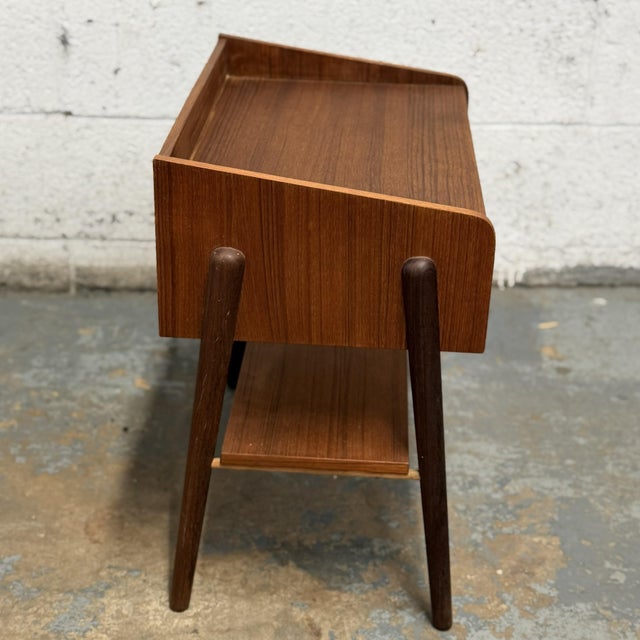 Pair of Danish Modern Teak Nightstands or Bed Side Tables, Circa 1960s For Sale - Image 4 of 7