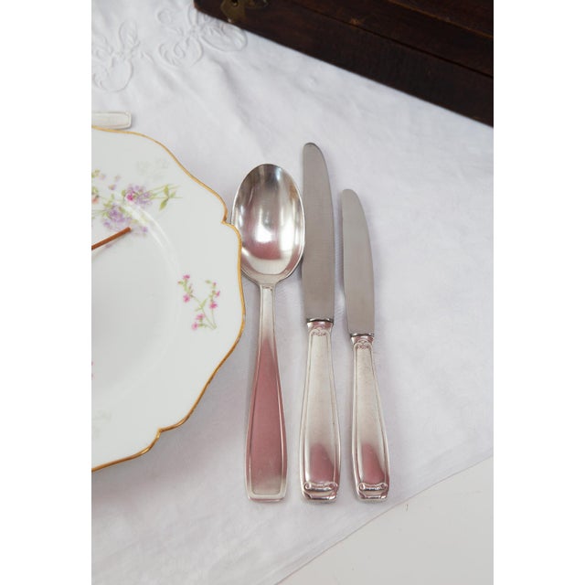 Antique French Cutlery Set for 12 with A.R. Initials by François Frionnet, 1940s, Set of 61 For Sale - Image 10 of 15