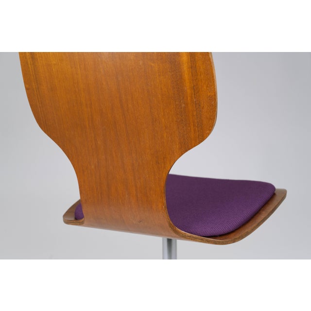 Brown Mid-Century Mahogany Pagholz and Chrome Swivel Dining Chairs from Tacke Sitzmöbel, Germany, 1960s, Set of 2 For Sale - Image 8 of 13