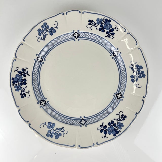 Large Round Jane Model Platter from KG Lunéville, 1890s For Sale - Image 11 of 11