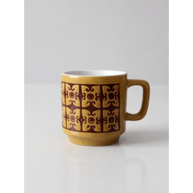Mid-Century Modern Vintage 1970s Geometric Ceramic Mug For Sale - Image 3 of 15