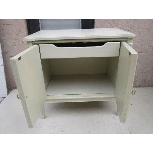 1980s Vintage Buffet Hollywood Regency Two Door One Drawer Sage Green For Sale - Image 9 of 12