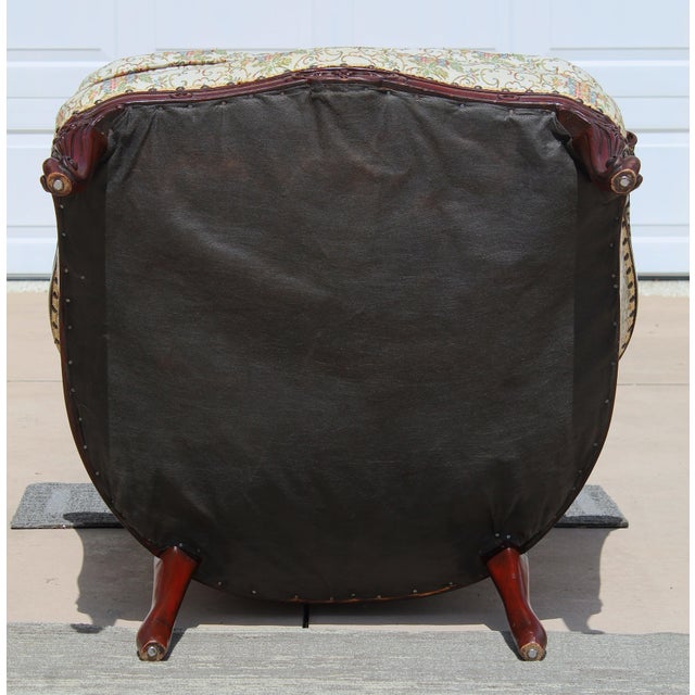 Antique French Louis XV Style Bergère Armchair – Hand-Carved Mahogany, Tufted Floral Upholstery, C. Late 19th Century For Sale - Image 18 of 18