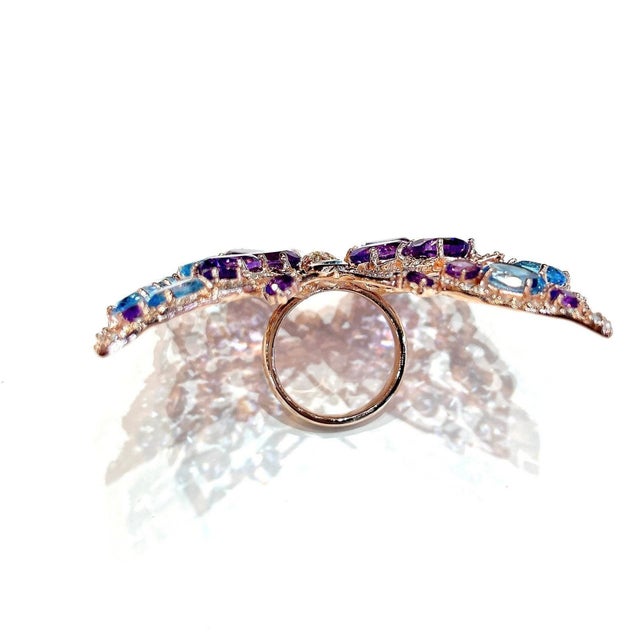 Bochic "Capri" Amethyst & Blue Topaz Butterfly Ring Set In 18K Gold & Silver For Sale - Image 14 of 18