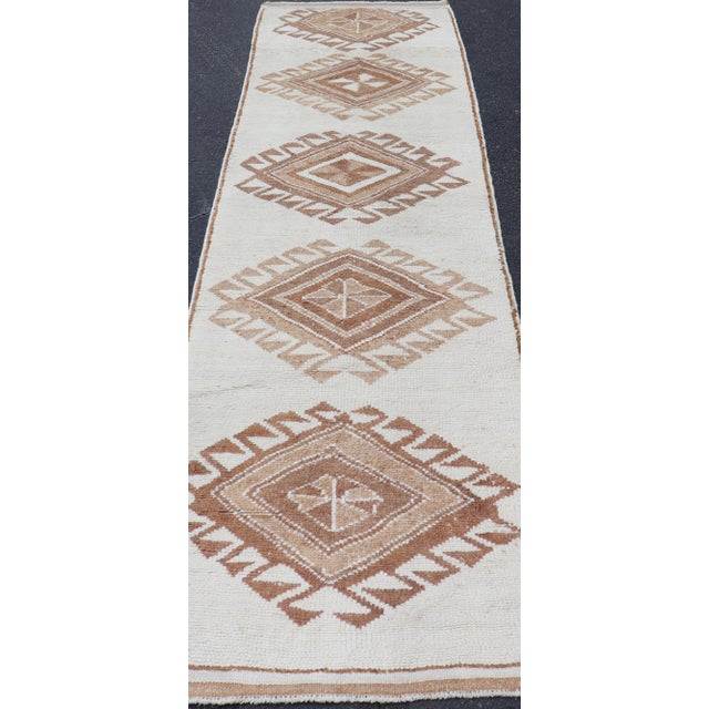 Textile Vintage Turkish Tulu Runner With Ivory Field and Soft Brown Diamond Motifs For Sale - Image 7 of 11
