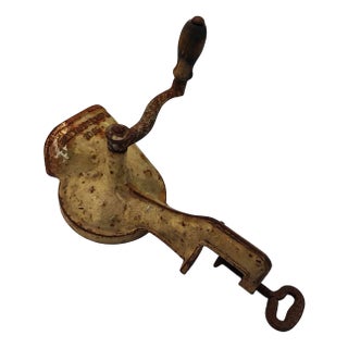 Vegetable Machine in Cast Iron For Sale