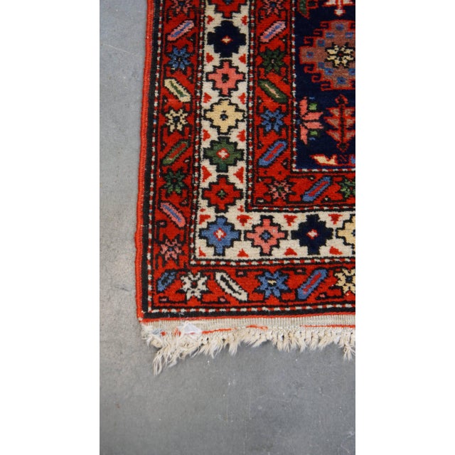 A subtle colorful rug with nice patterns 124x74cm. Let your home shine with this beautiful rug measuring 124x74cm. It has...