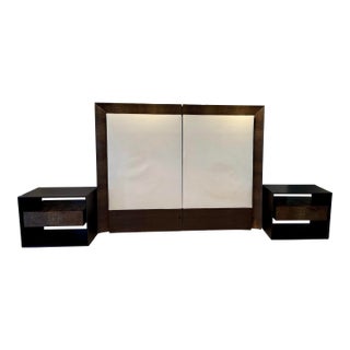 Artefacto Herzog II - King Headboard and Two Bedside Tables For Sale